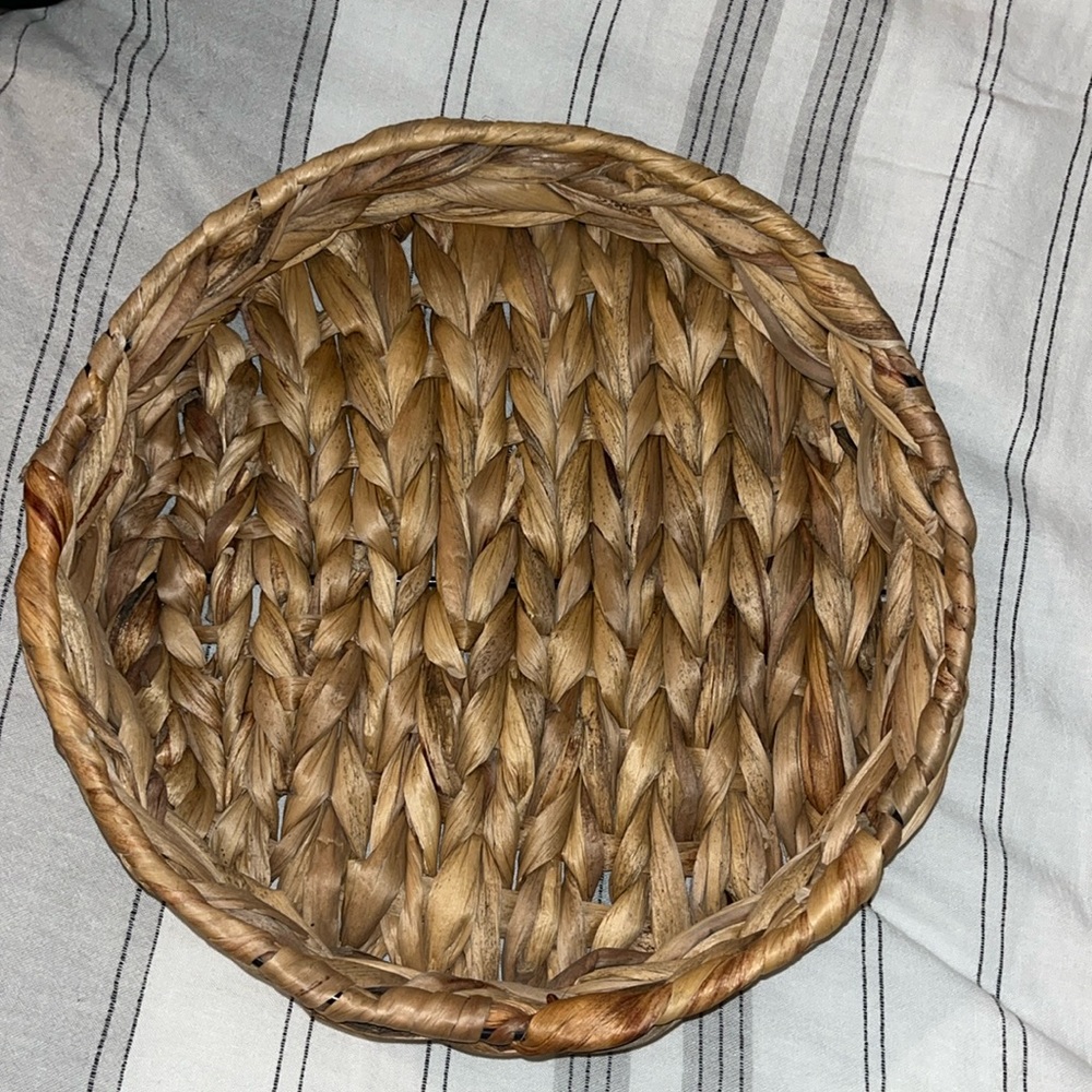 Round Hyacinth basket 12”
